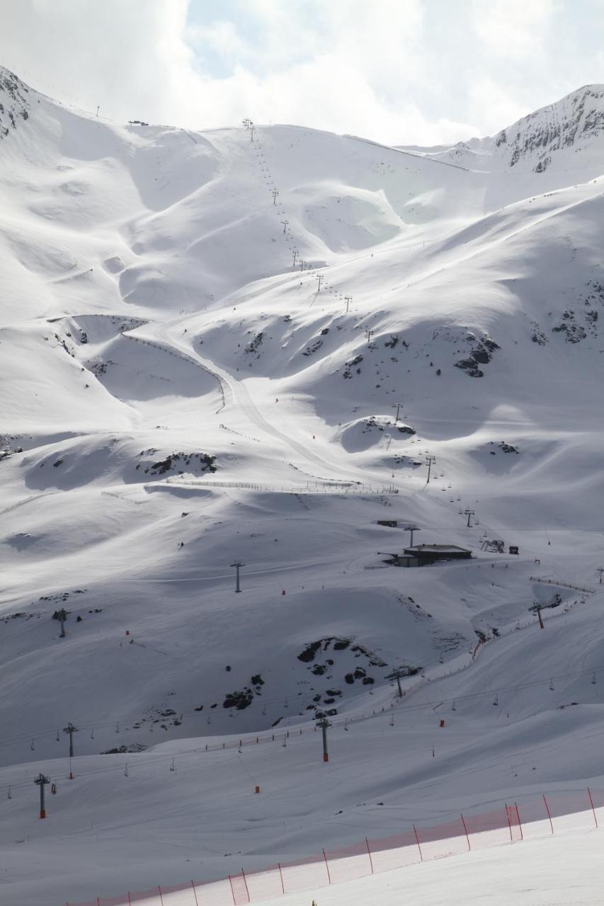 Hotel SNÖ Vall de Boi Pla de l'Ermita Esterno foto