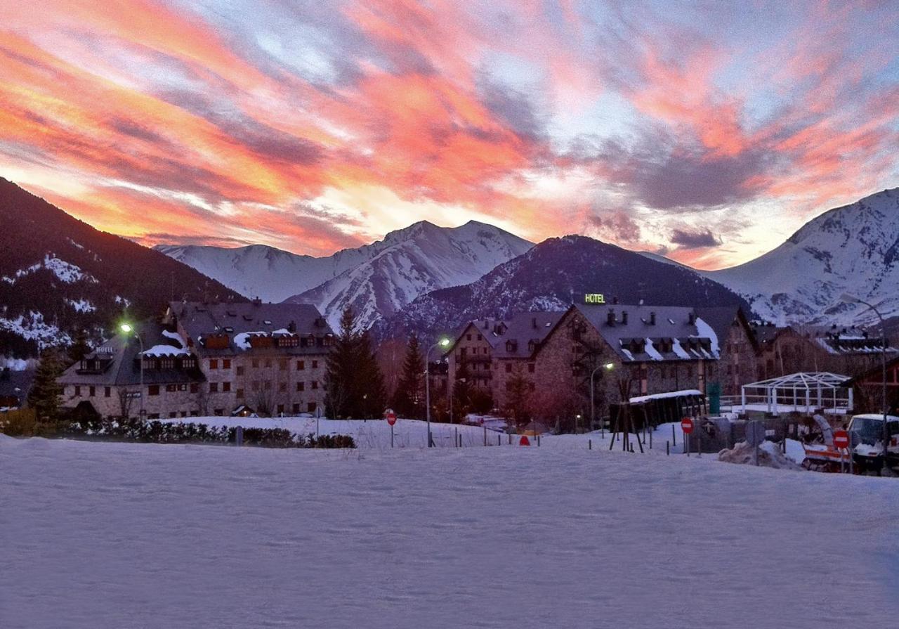 Hotel SNÖ Vall de Boi Pla de l'Ermita Esterno foto